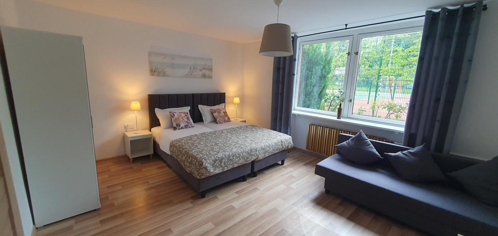 31 Apartment *